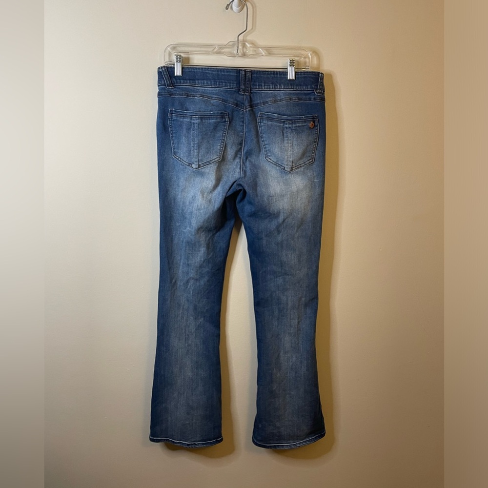 Democracy Jeans Kathryn “Ab”Solution Itty Bitty Bootcut Jean - Picture 6 of 9
